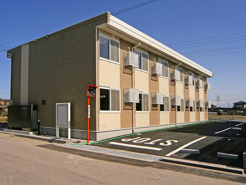 高岡市野村 月極駐車場